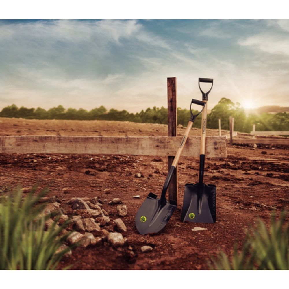 Лопата Tramontina 77417424 совковая для почвы из углеродистой стали рукоятка 71 см эвкалипт