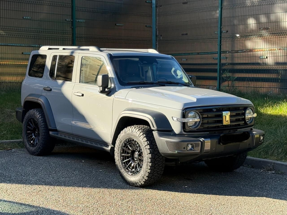 Диск колёсный литой MAT Offroad F1907 R18 8,5 ЕТ0 Matte Black