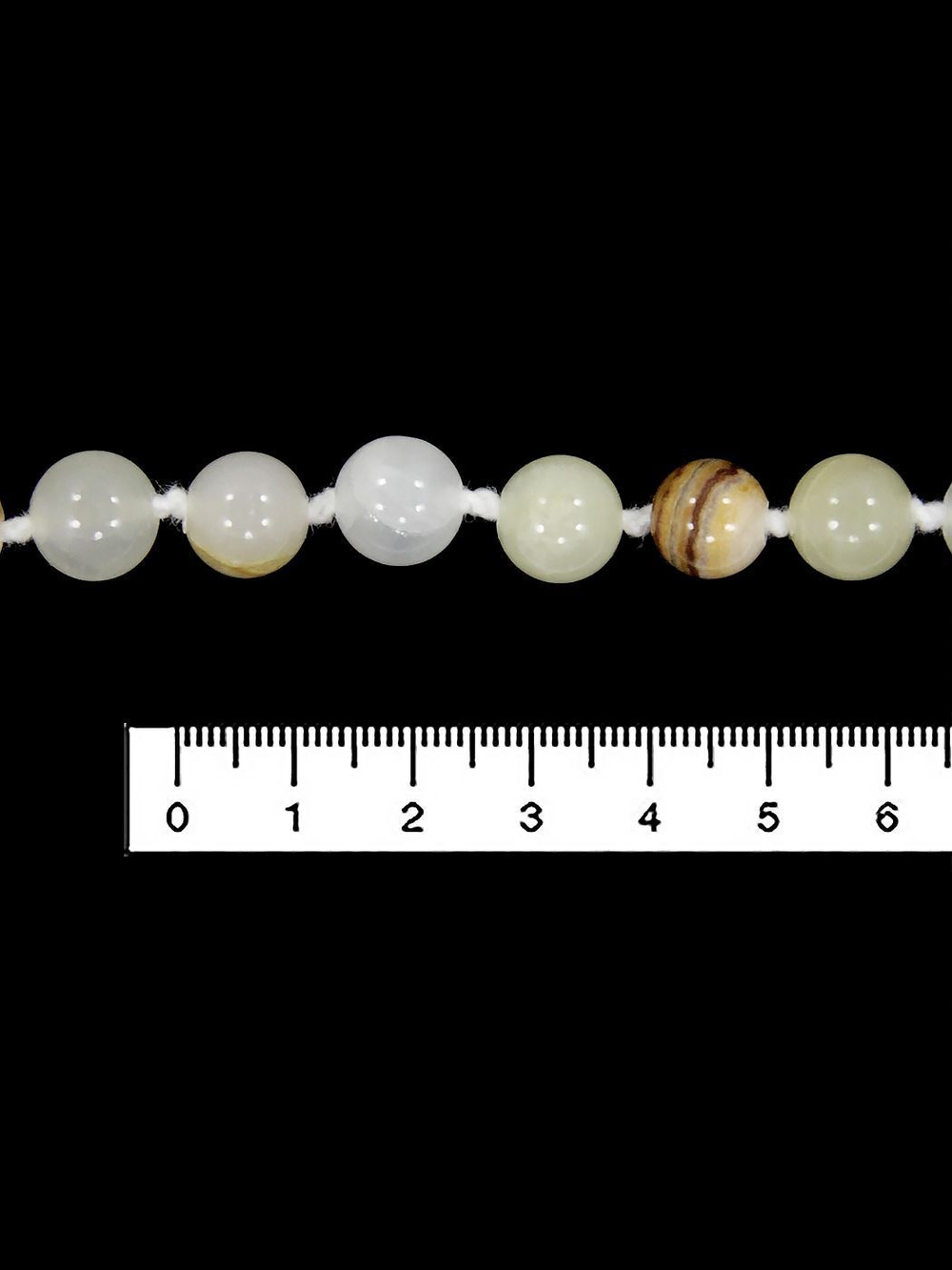 Бусы из оникса onbu002-10