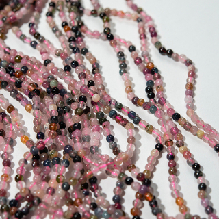 Турмалин натуральный, шар 2мм