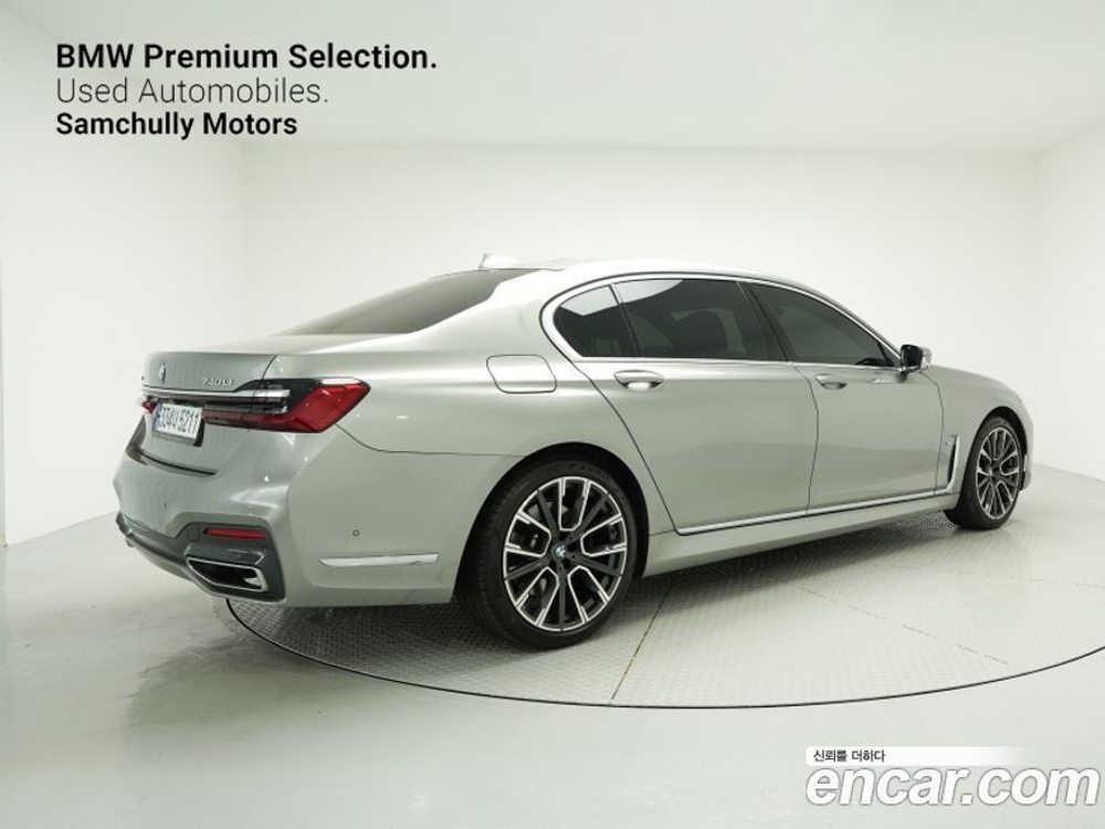 BMW 7 Series (G11) 740Li xDrive M Sports (06.2021)
