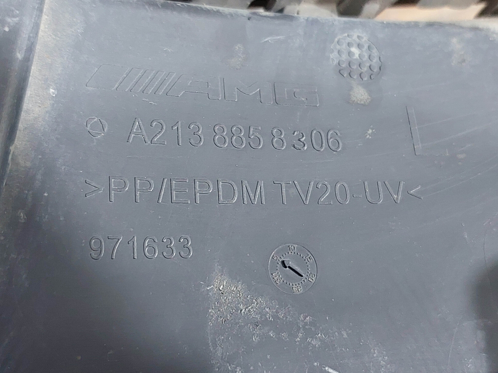 Воздуховод бампера левый AMG Mercedes E (W213) 20-23 Б/У Оригинал A2138858306
