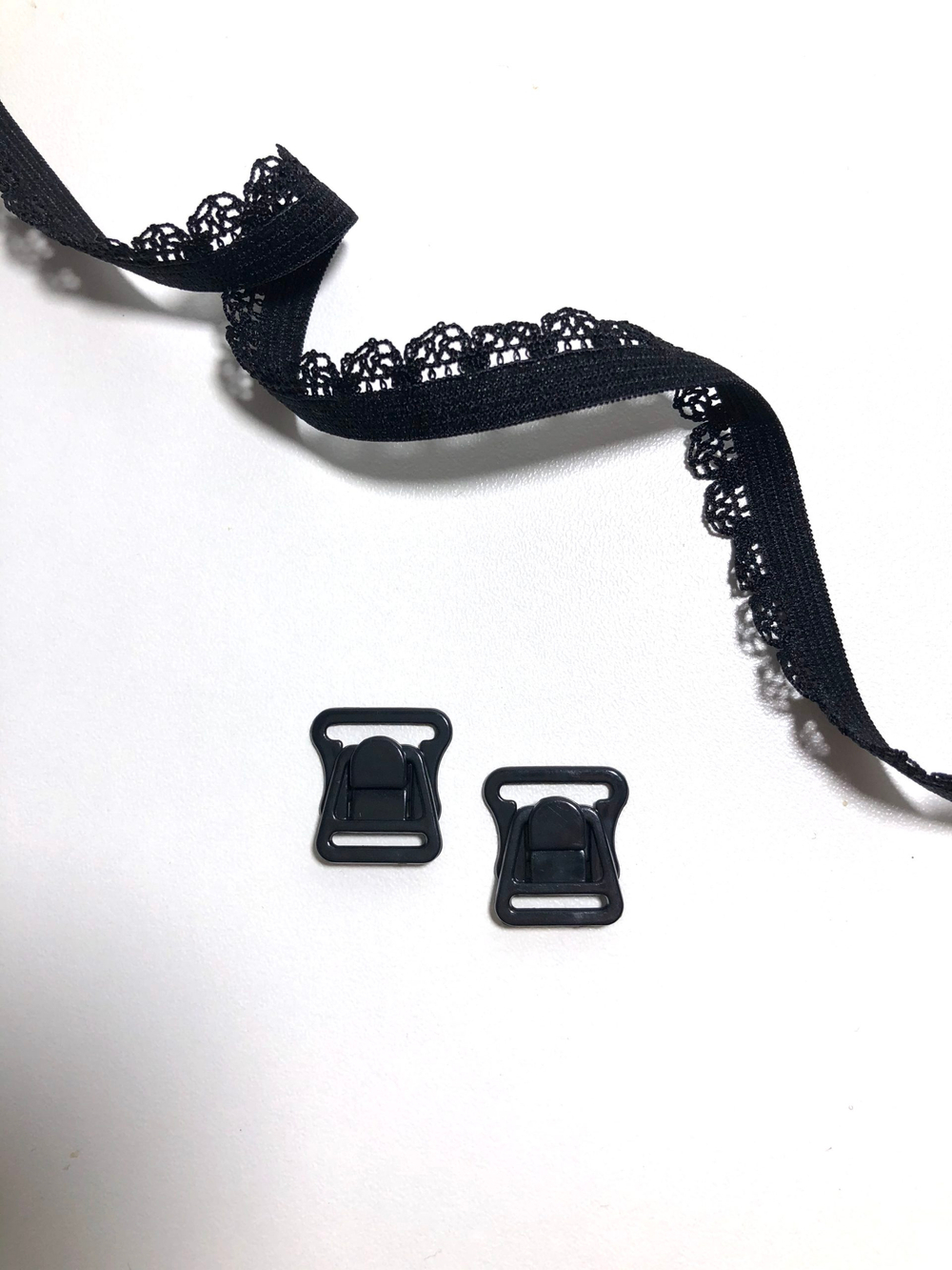 Крючок на бретель