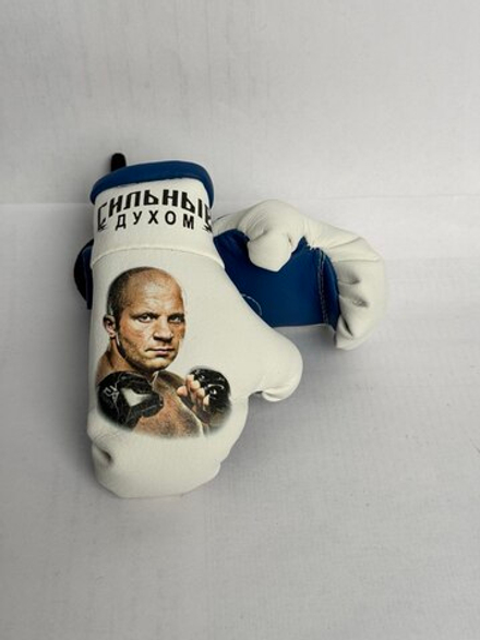 Брелок для машины с фото Ф.Емельяненко