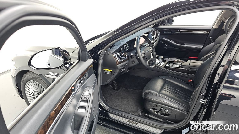 Genesis G90 3.8 AWD (03.2020)