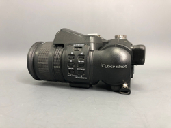 Sony Cyber-shot DSC-F828