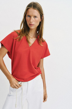 ZARA ФУТБОЛКА В СТИЛЕ РУСТИК С V-ОБРАЗНЫМ ВЫРЕЗОМ, КОРАЛЛОВЫЙ