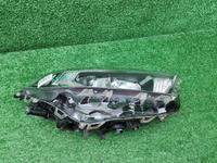 Фара правая Toyota RAV4 5 XA50 (2018-н.в.) LED