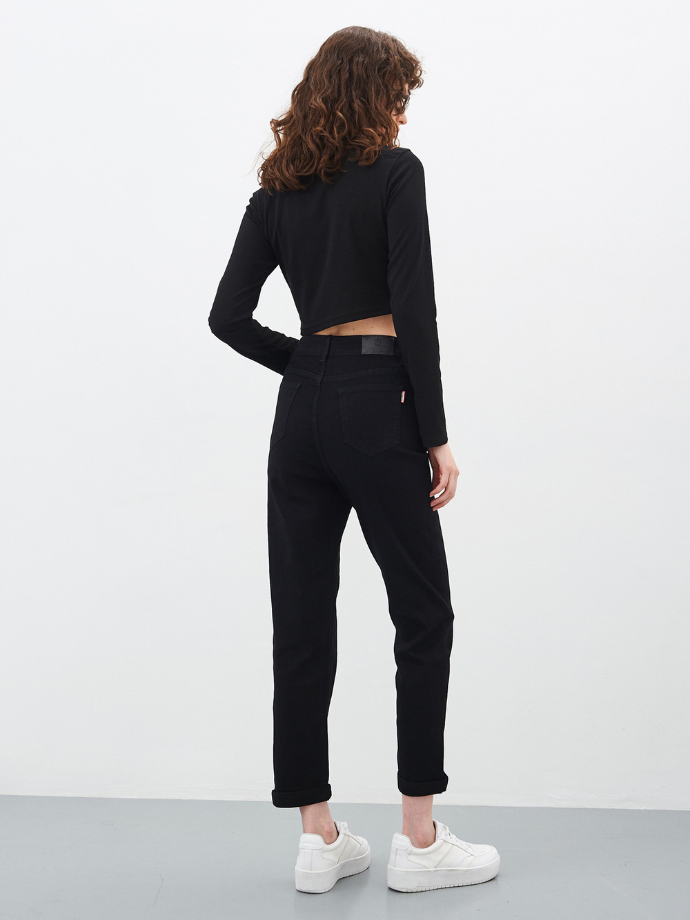 Женские джинсы mom fit-MP102M-1
