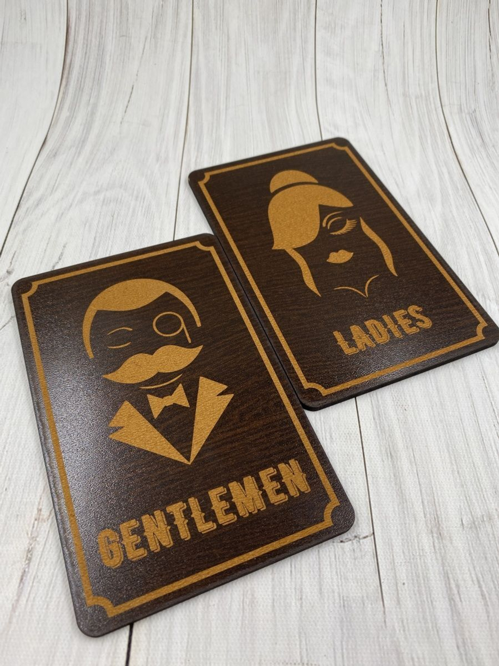 Табличка на дверь информационная