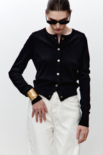 Кардиган из тонкой шерсти