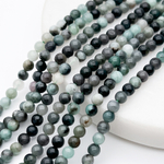 Берилл зеленый бусины (сорт Б), шар гладкий, диаметр около 4-4,2 мм, цена за отрезок 19 см (1/2 нити)