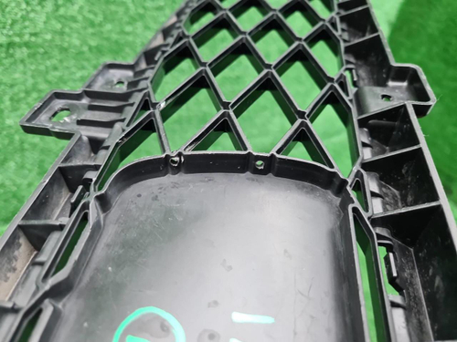 Решетка переднего бампера Genesis GV80 (2020-2023)