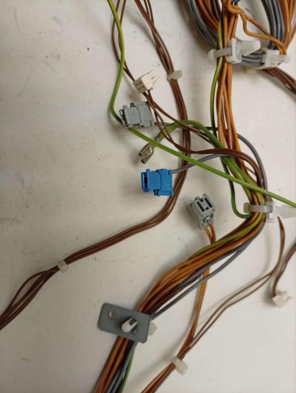 кт22 Проводка (комплект проводов) для стиральных машин Bosch WFXI2840EU б/у