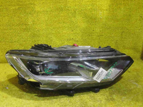 Битая Фара правая VW Passat B8 (2014-2020) LED