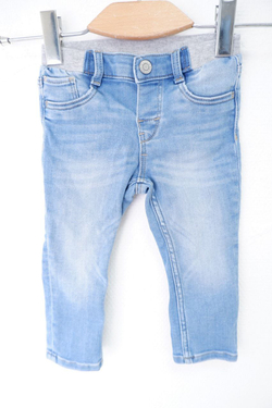 Джинсы светлые на 1-1,5 года
