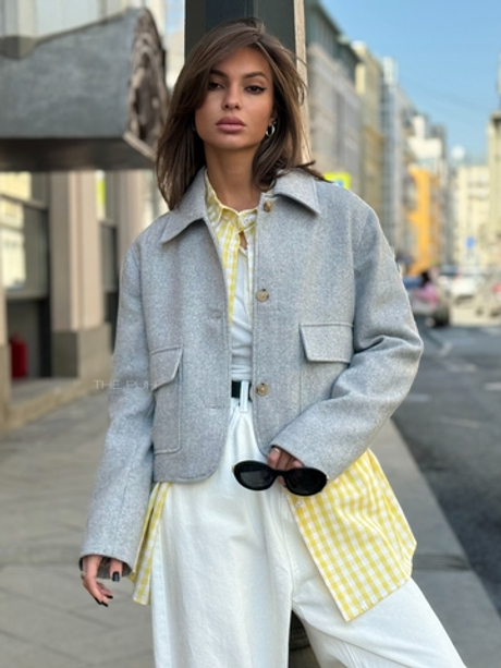 Серый шерстяной жакет на пуговицах