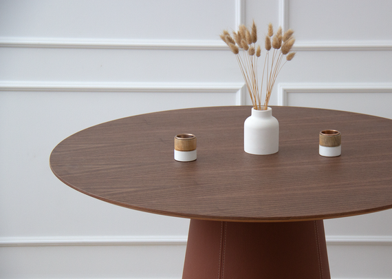 Стол обеденный Lagom D 100 см (орех / кирпичный, кожа)