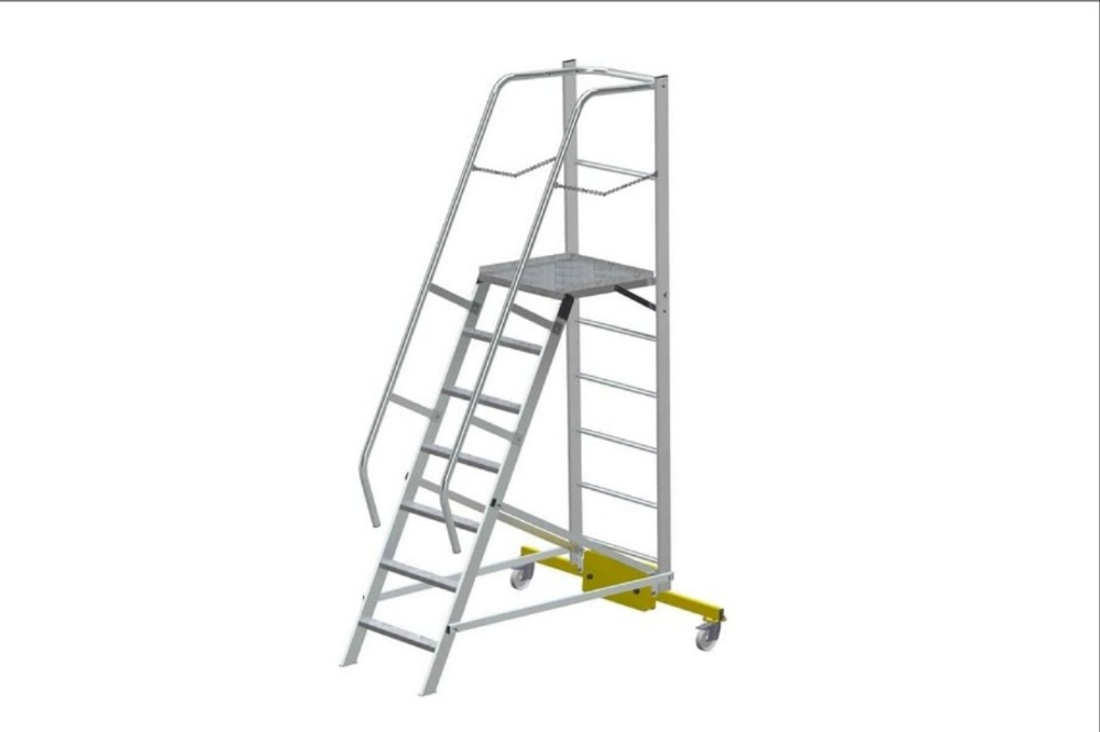 Лестница с платформой компактная MEGAL ЛСПК-1,9 (1,4)