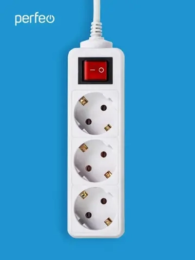 Сетевой удлинитель Perfeo с кнопкой POWERMATE PF-PM-3/5,0-W, 5,0м, 3 розетки, белый