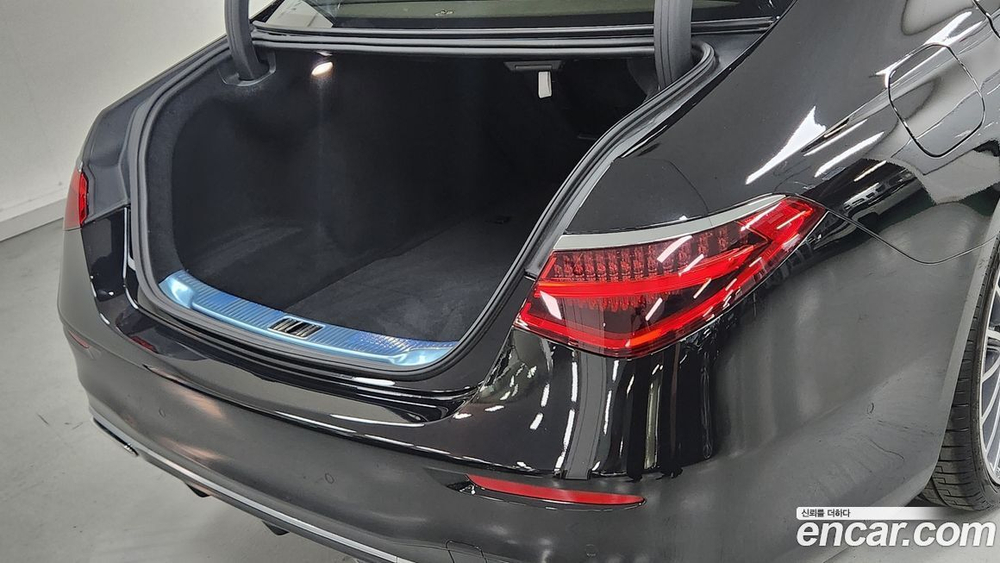 Mercedes-Benz S-Class W223 S500L 4MATIC (10.2023)