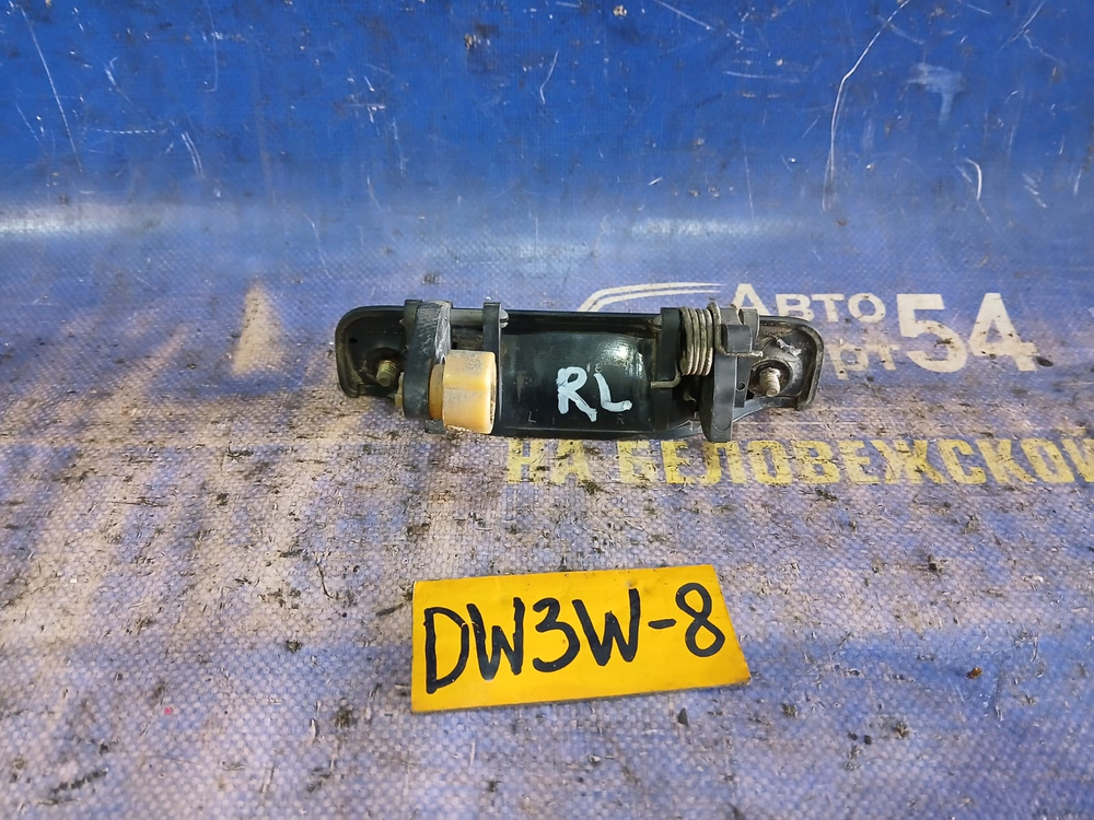 Ручка двери задней левой внешняя MAZDA DEMIO 1998