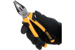 Комбинированные плоскогубцы INGCO 200мм INDUSTRIAL HCP28208