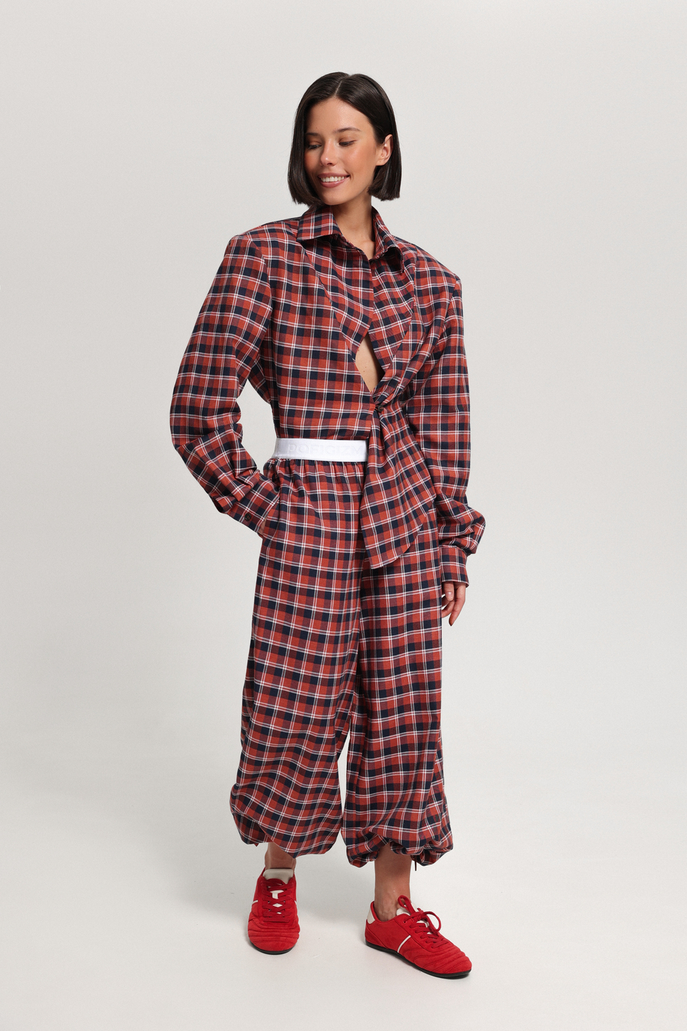 Брюки в клетку