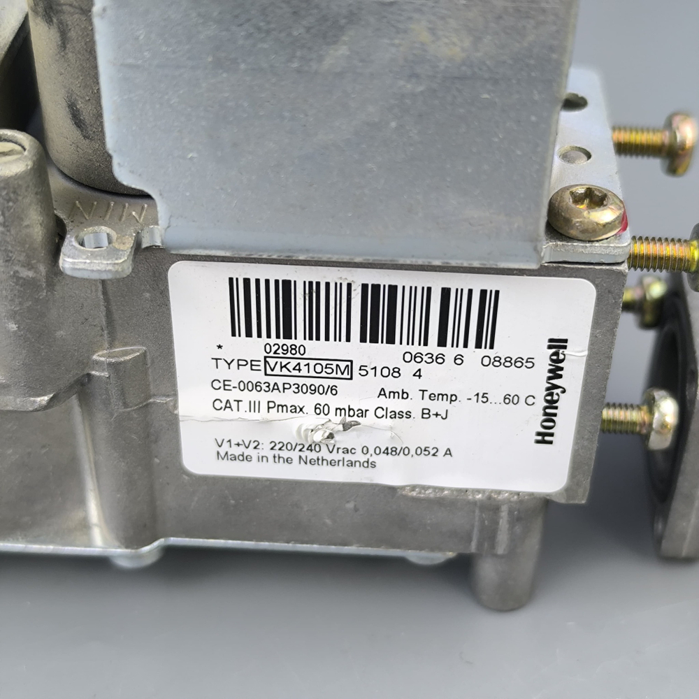 Б/У Газовый клапан Honeywell VK4105M 5108 для котлов BAXI арт. 5665220