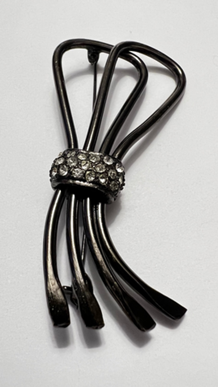 Брошь из США, черненый металл