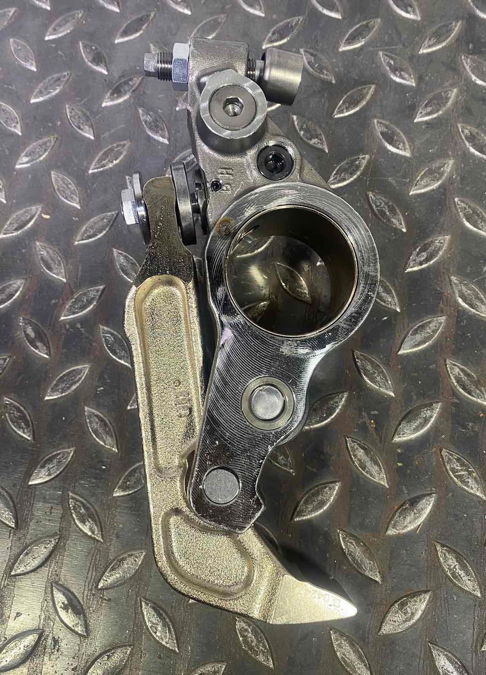 Коромысло 21243114