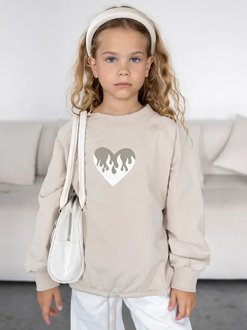 Свитшот для девочки осенний с завязками