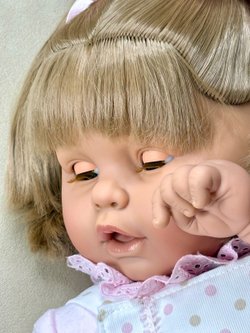 Кукла Berbesa мягконабивная 62см Dulzona (8052S)