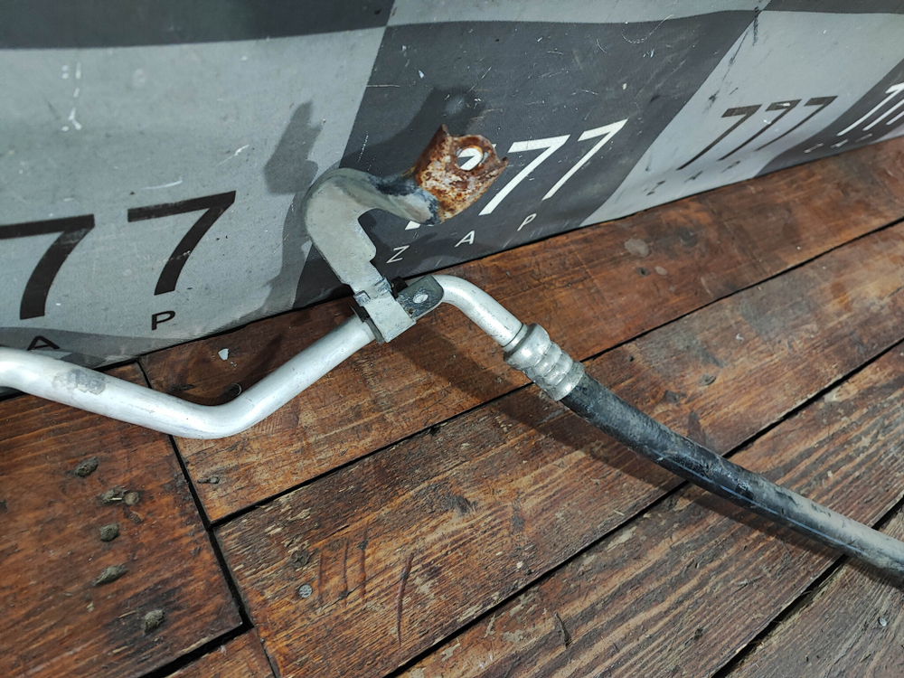 Трубка кондиционера Nissan Qashqai 2 (J11) 13-нв Б/У Оригинал 92480BM90B