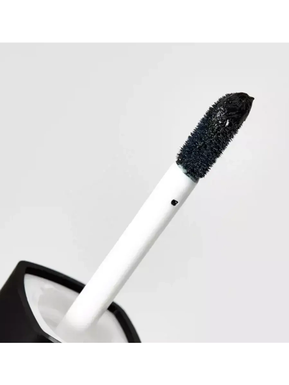 Жидкая помада, стойкая, The Longwear Lipstick 3INA 900