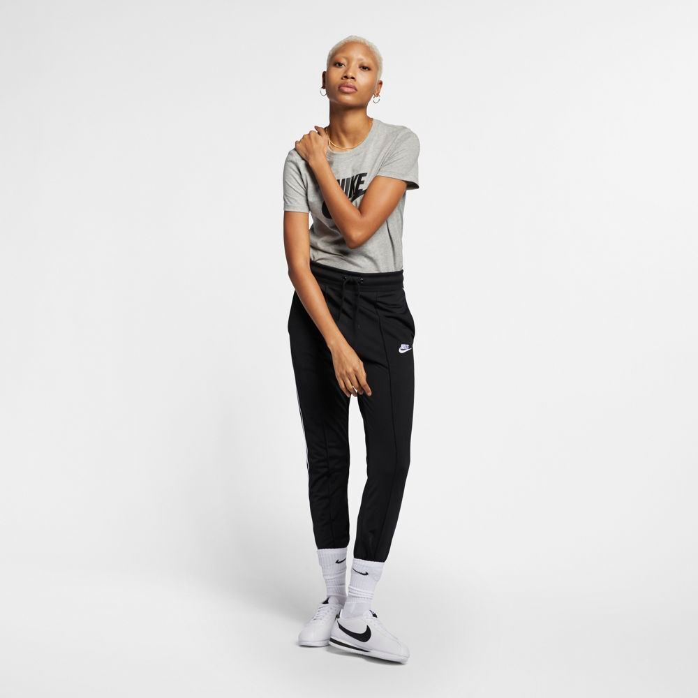 Футболка женская NIKE Sportswear Essential