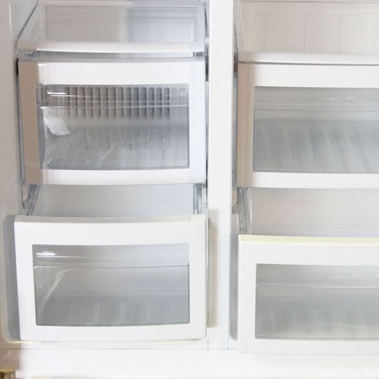 Холодильник Ginzzu NFK-605 Gold glass