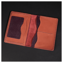 Кожаная обложка на паспорт «Шаманка» (фигура)