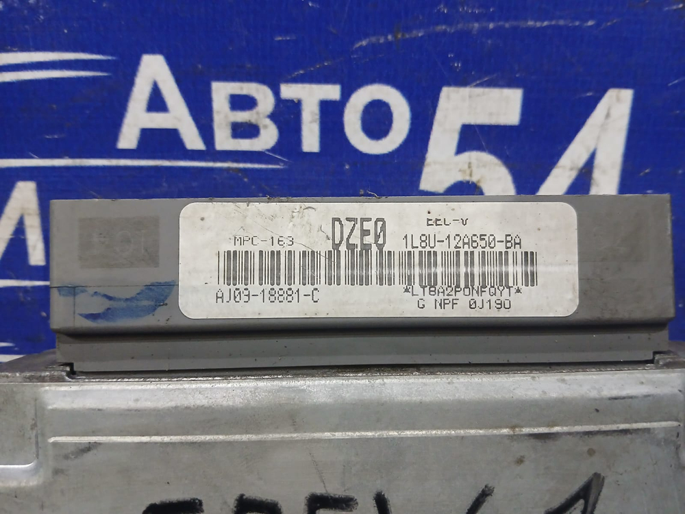 Компьютер двигателя MAZDA TRIBUTE 2002