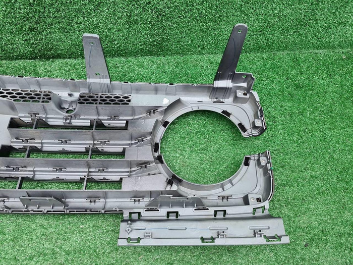 Решетка радиатора Tank 300 (2021-н.в.)