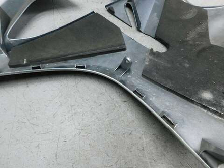 Пластик боковой правый Honda VFR800 2002-2013 64311-MCWA-D0000 031749