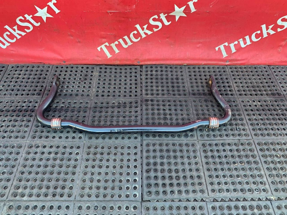 Стабилизатор передний 2024г