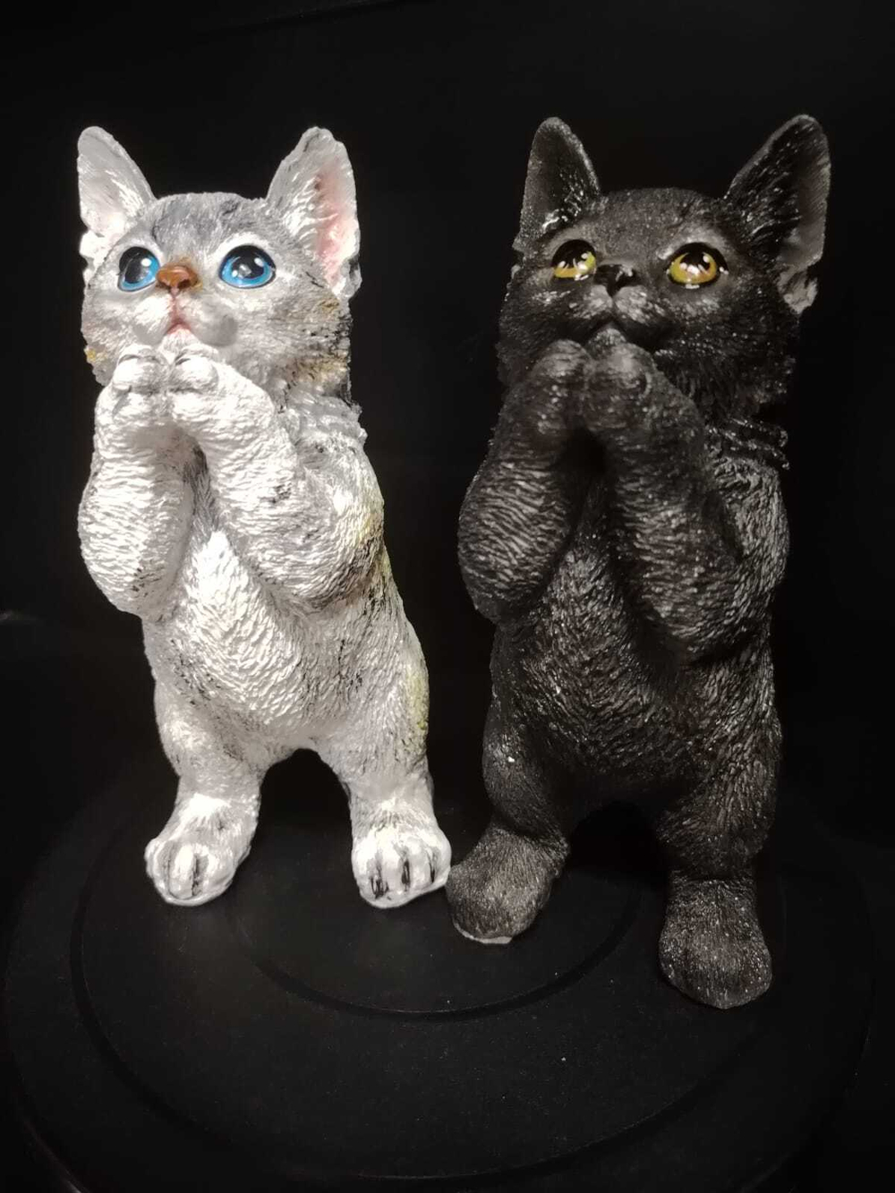 Гипсовая фигурка Кот с лапками