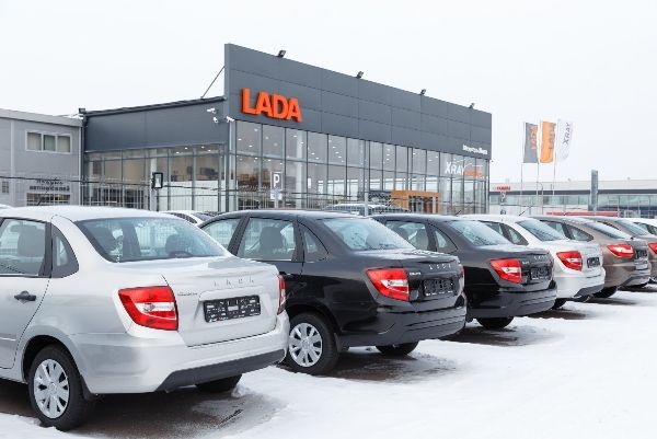 Lada отчиталась о лучших продажах за год