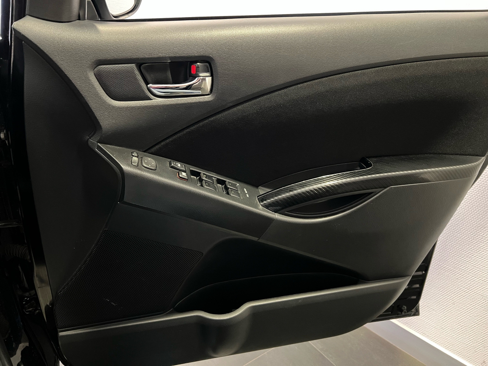 Toyota Isis, 2014 год