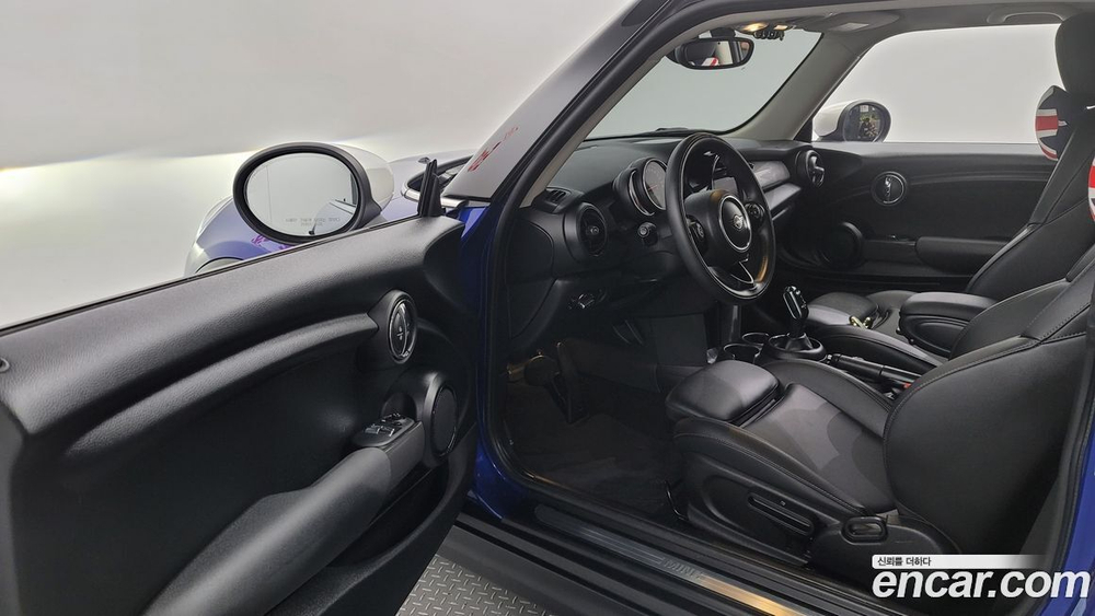 Mini Cooper Basic (09.2020)