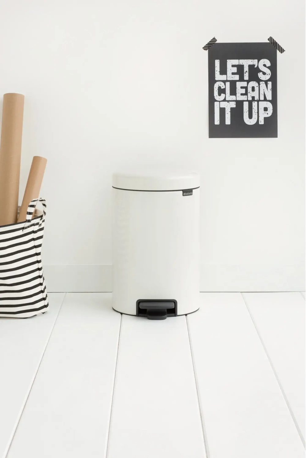 Brabantia Контейнер для мусора NewIcon 12л белый