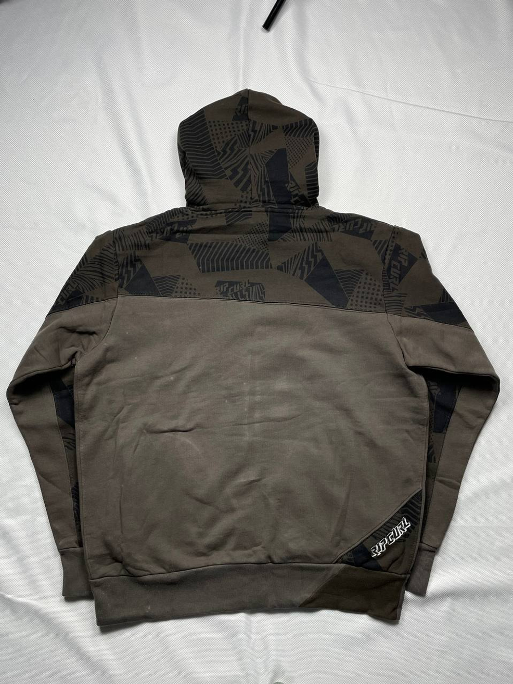 Зип худи от Rip Curl Ecko Emerica Fubu G-Unit South pole. Товар уцененный