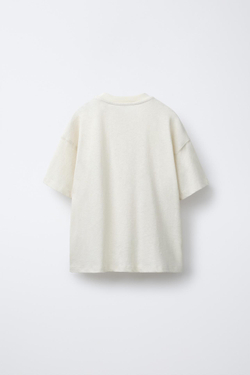 ZARA ФУТБОЛКА ИЗ СМЕСОВОГО ХЛОПКА И ЛЬНА С НАДПИСЬЮ, СЛОНОВАЯ КОСТЬ