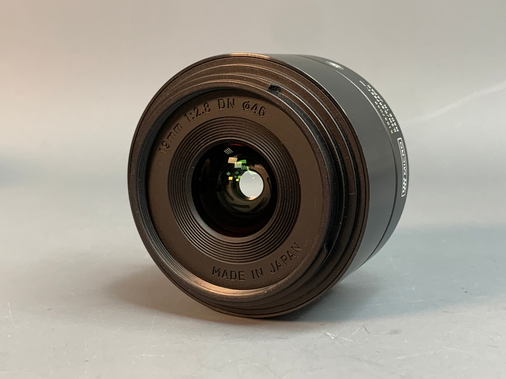 Sigma AF 19mm f/2.8 DN MFT (micro 4/3)